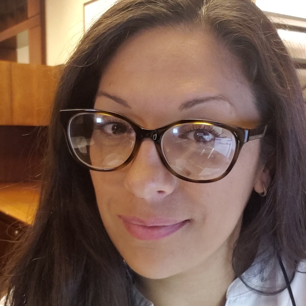 Meet your Posher, Christina